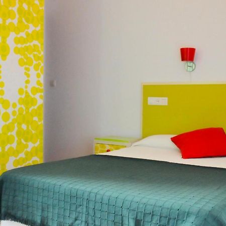 Balenax Pension Gijón Exteriör bild
