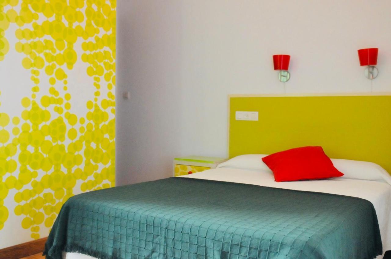 Balenax Pension Gijón Exteriör bild