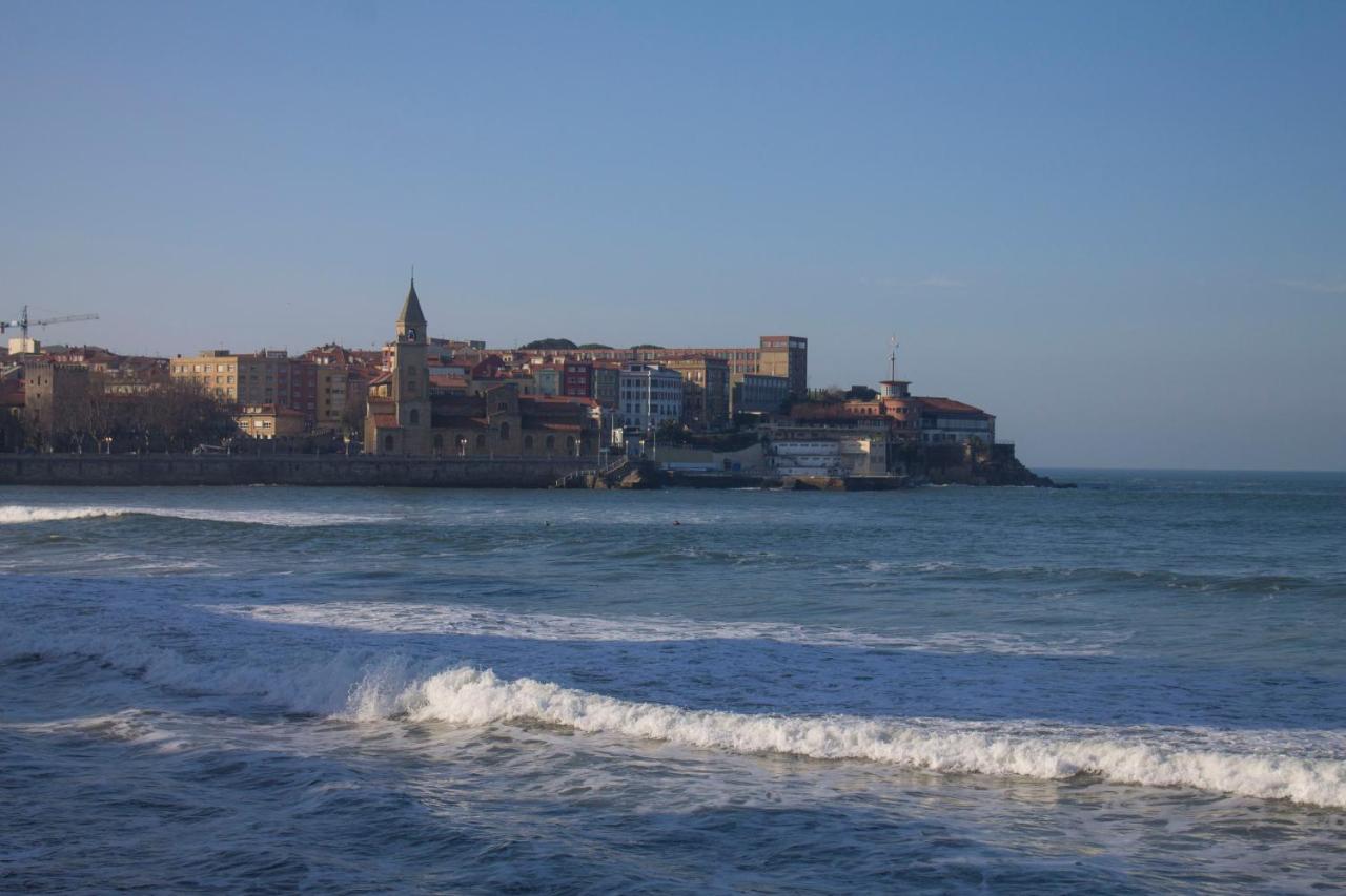 Balenax Pension Gijón Exteriör bild