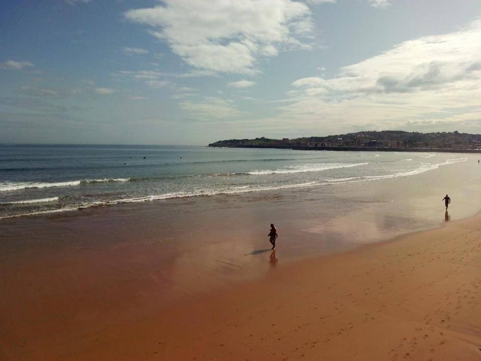 Balenax Pension Gijón Exteriör bild